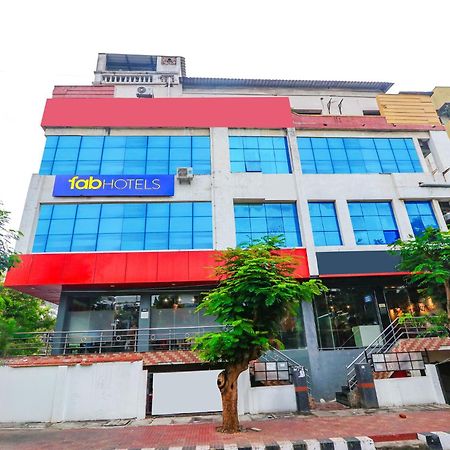Fabexpress Korner Inn - Sivaji Park Visákhapatnam Kültér fotó
