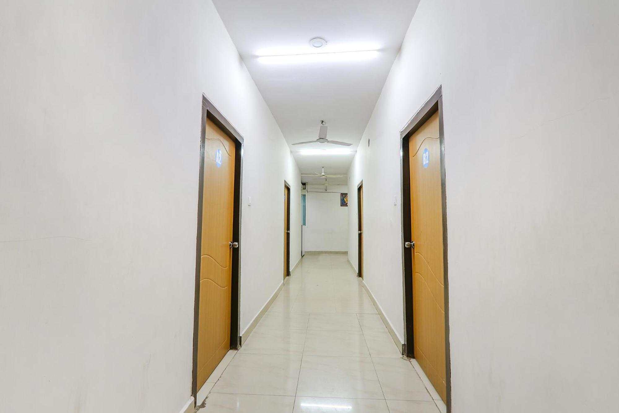 Fabexpress Korner Inn - Sivaji Park Visákhapatnam Kültér fotó
